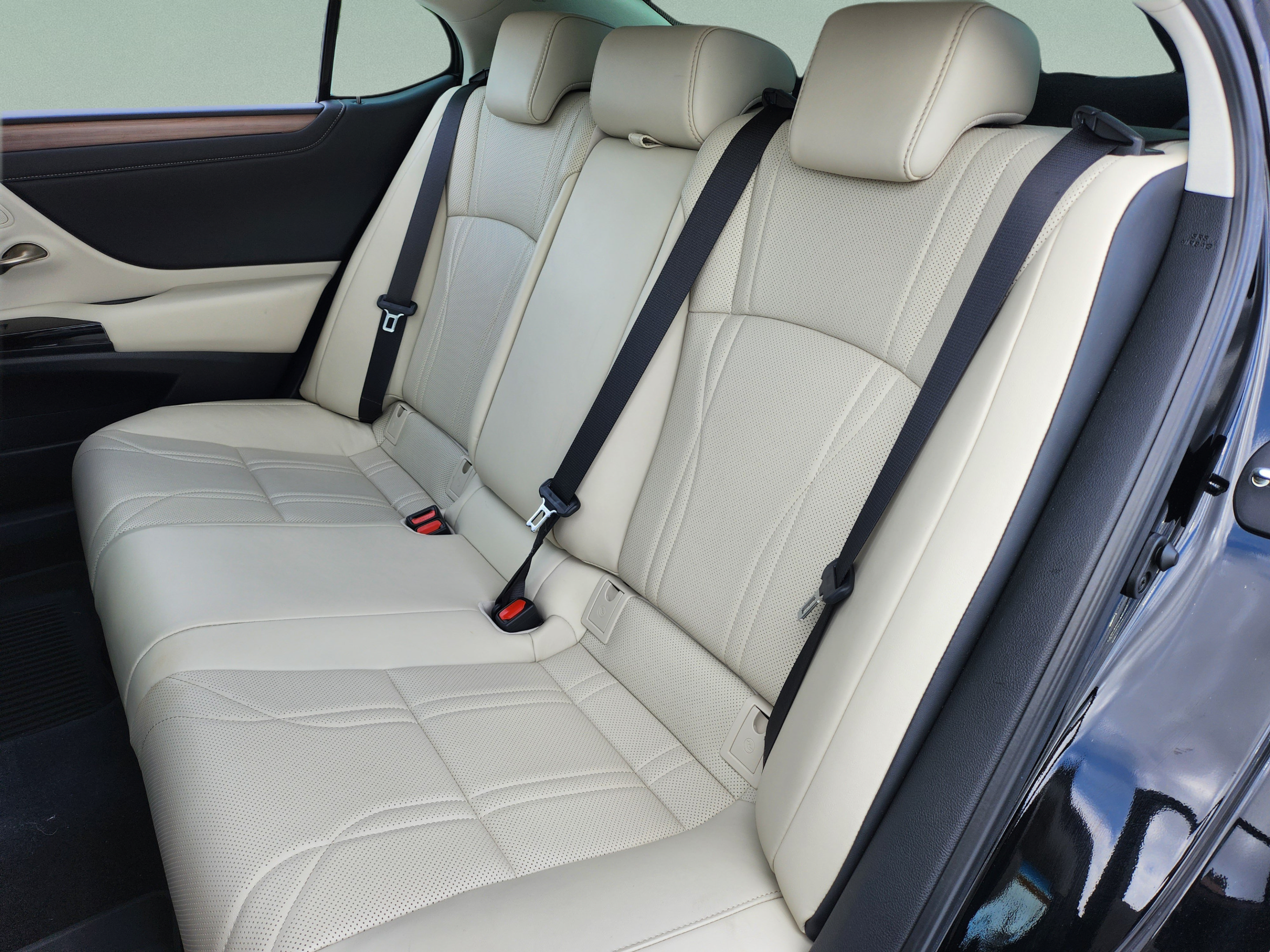 Certified 2024 Lexus ES 350 w/ Technology Package FWD image 21