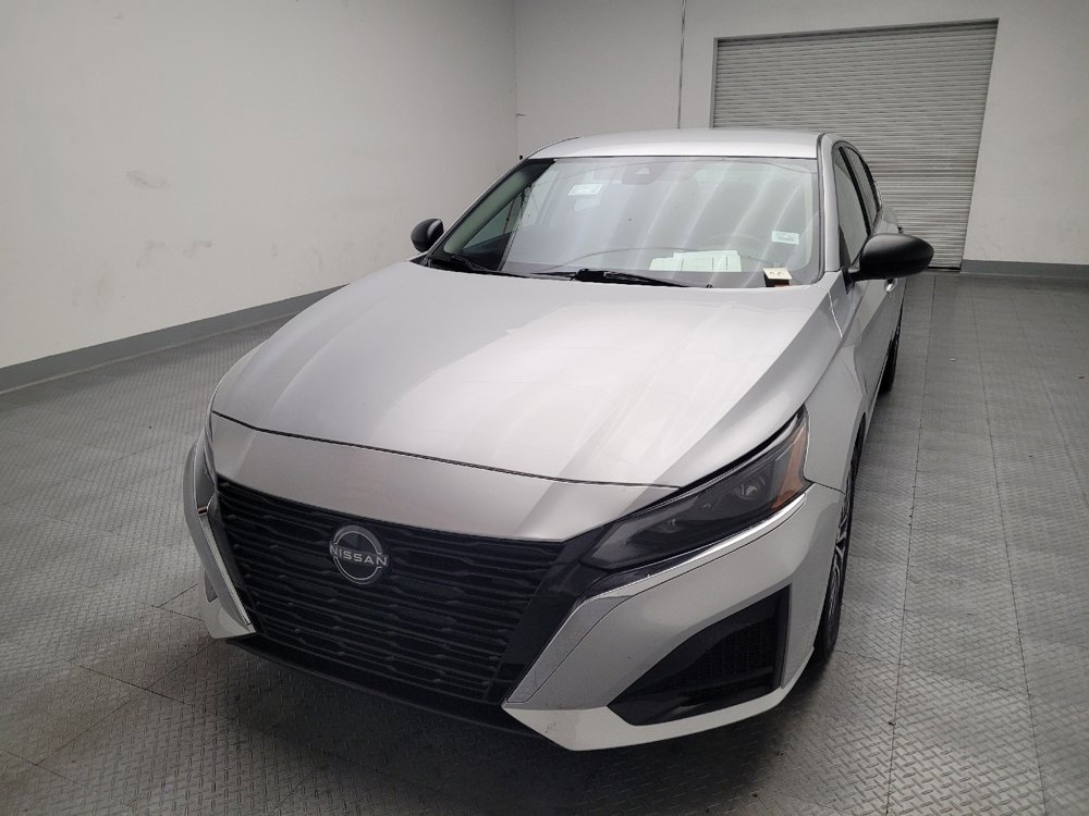 Used 2024 Nissan Altima 2.5 SV image 15