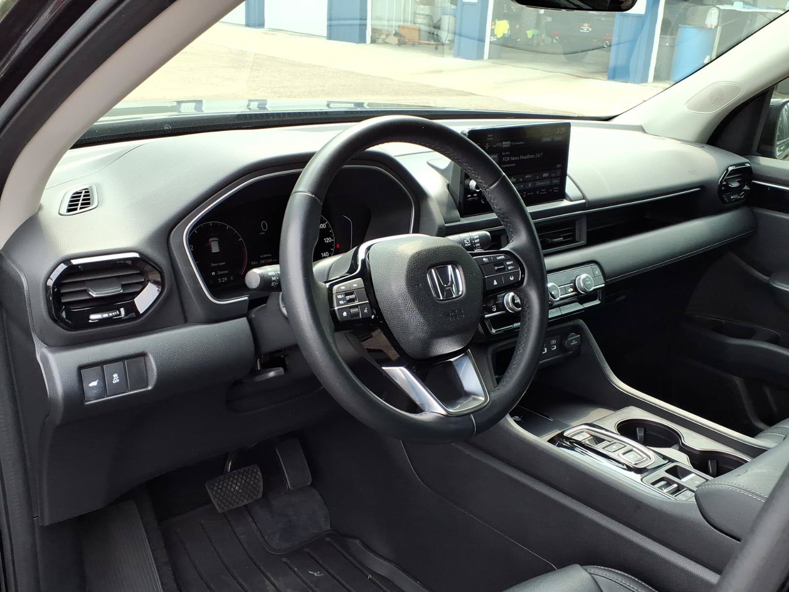 Certified 2023 Honda Pilot EX-L image 5