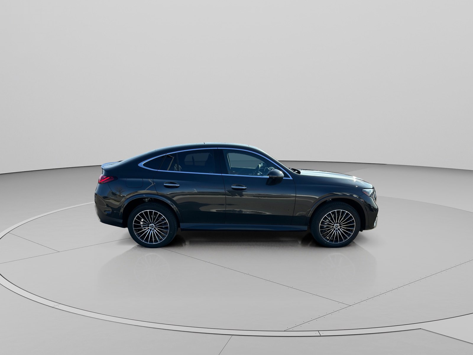 New 2026 Mercedes-Benz GLC 300 4MATIC image 4