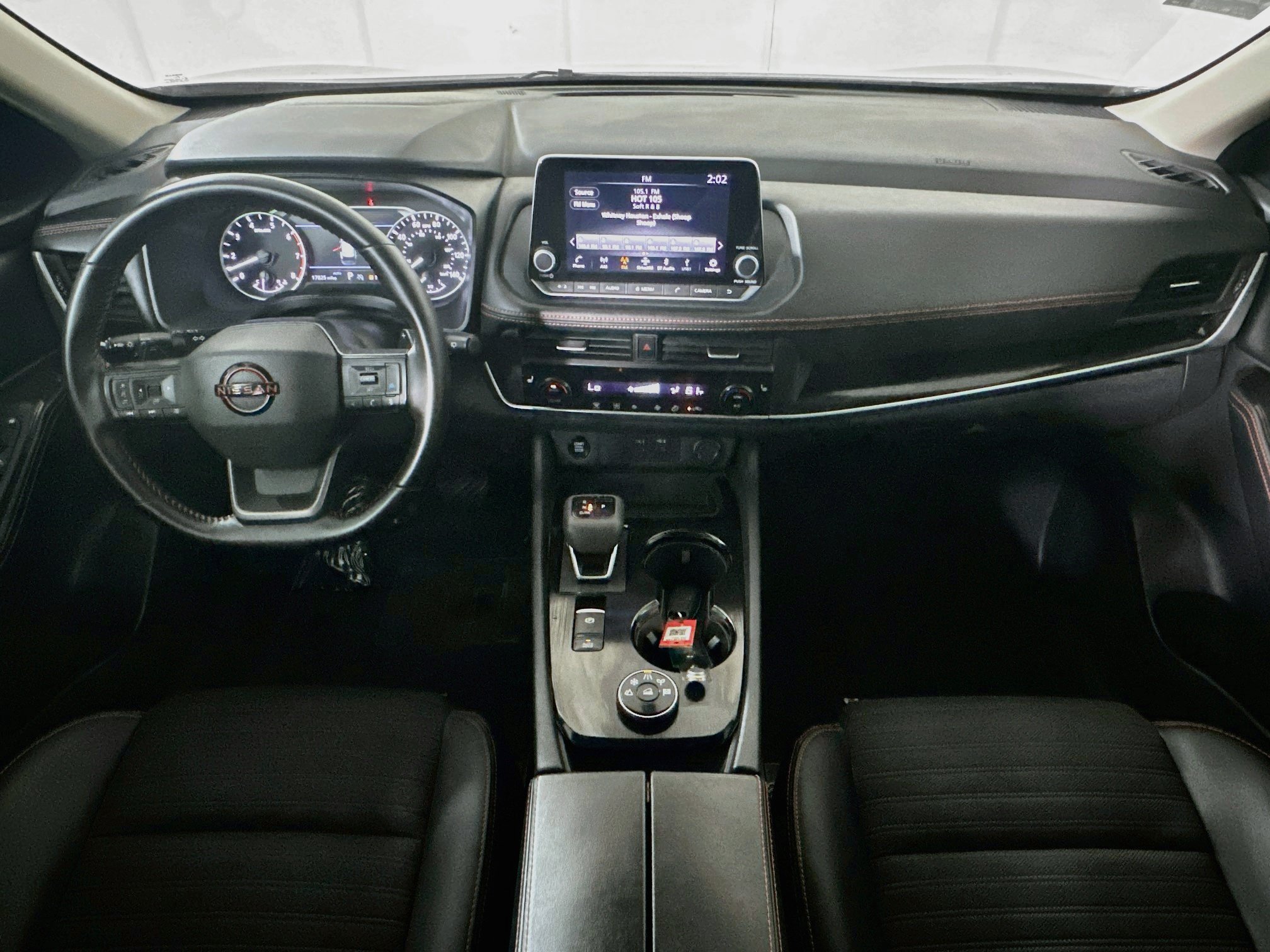 Used 2026 Nissan Rogue SV AWD/4WD image 27