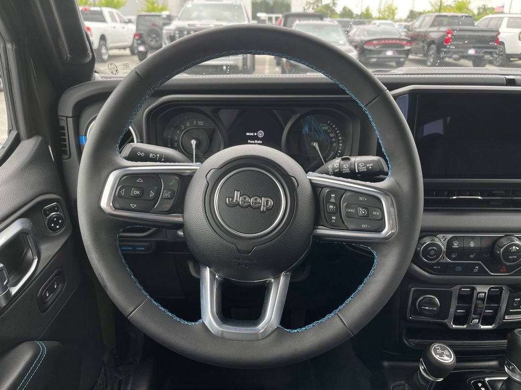 Used 2024 Jeep Wrangler High Altitude AWD/4WD image 23