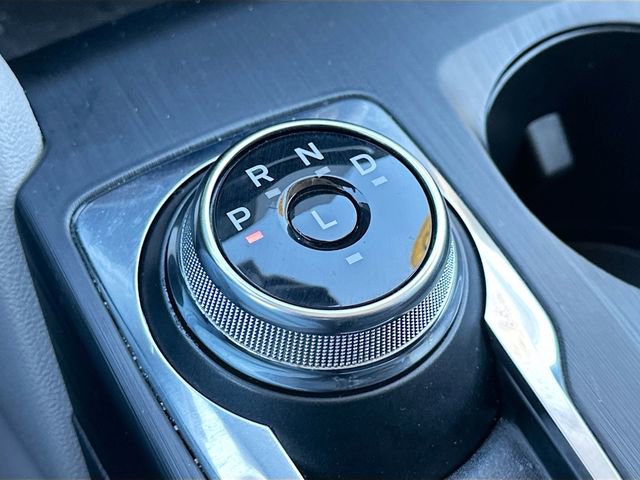 Used 2025 Ford Escape Platinum w/ Premium Technology Package image 17