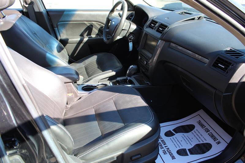 Used 2010 Ford Fusion Sport image 21
