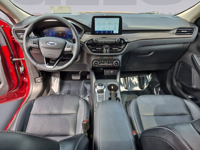 Used 2020 Ford Escape Titanium w/ Titanium Premium Package 2.0 image 12