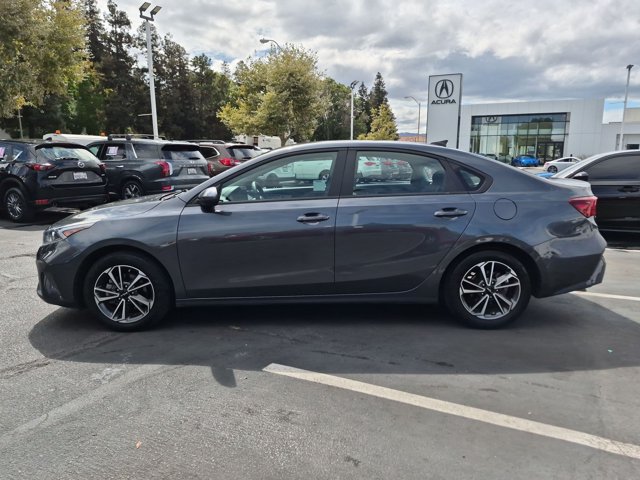 Used 2022 Kia Forte LXS FWD image 9