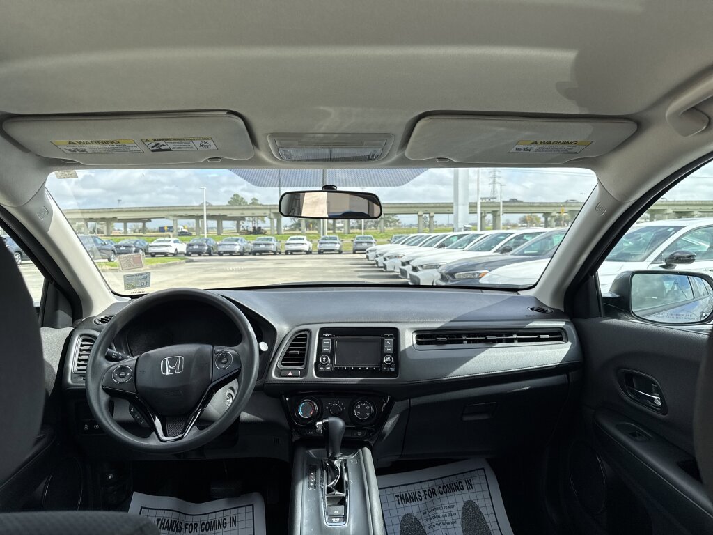 Used 2022 Honda HR-V LX image 11