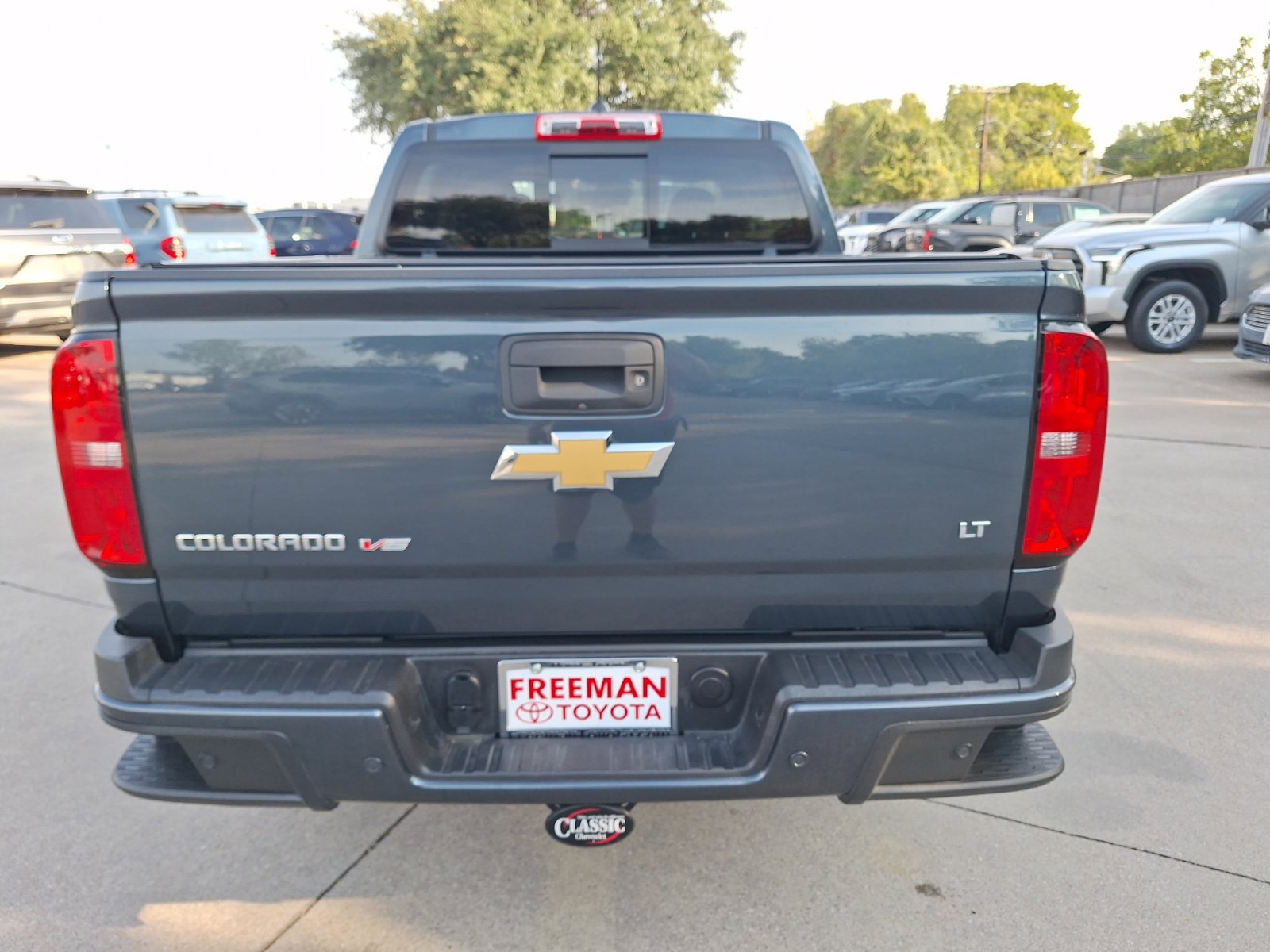 Used 2020 Chevrolet Colorado LT w/ Safety Package RWD image 5