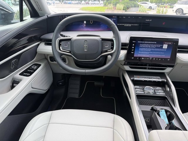 New 2026 Lincoln Nautilus Premier AWD/4WD image 23