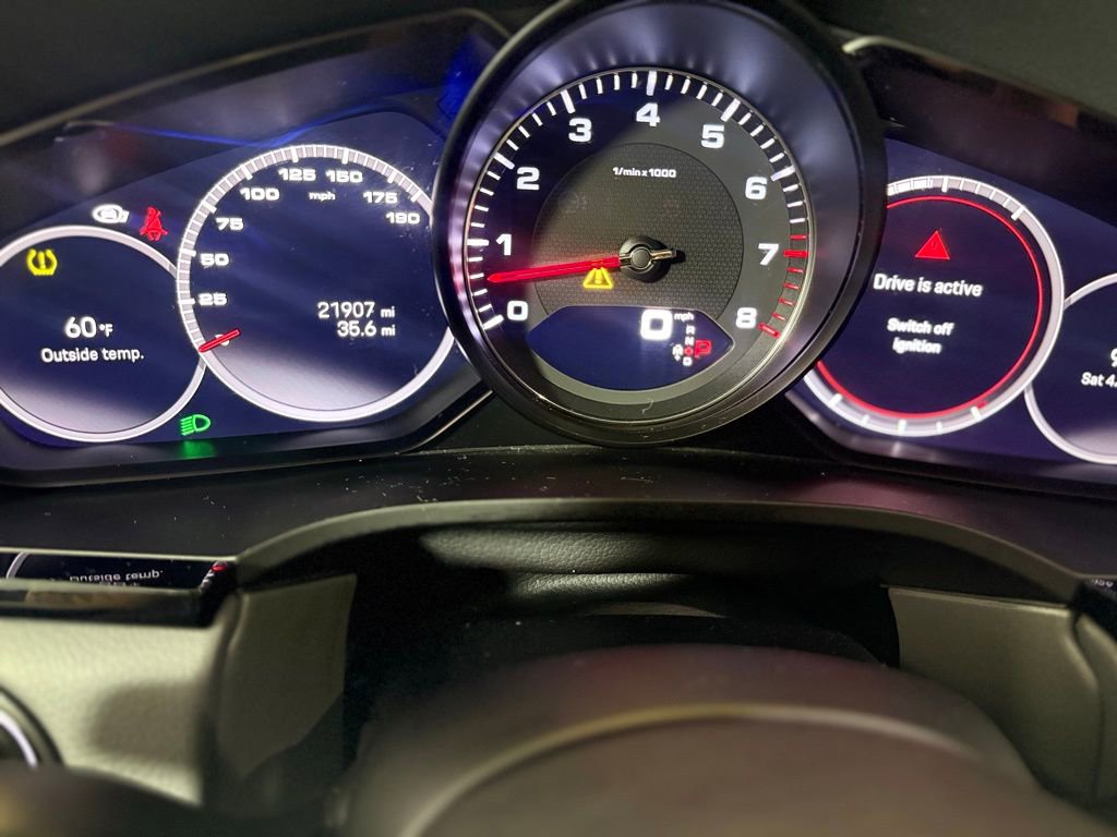 Used 2023 Porsche Cayenne S Platinum w/ Premium Package Plus image 14