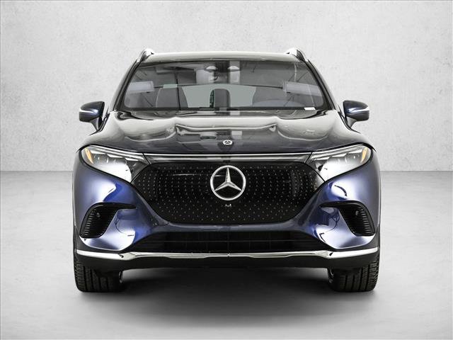 New 2026 Mercedes-Benz EQS 400 4MATIC SUV image 2