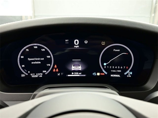 Used 2025 Porsche 911 Carrera image 9