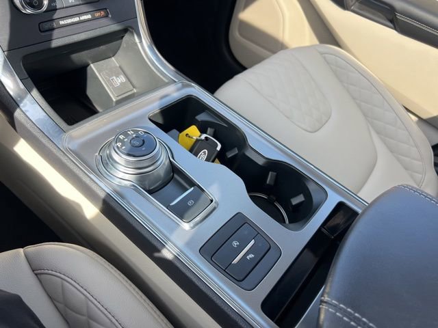 Certified 2024 Ford Edge Titanium image 16