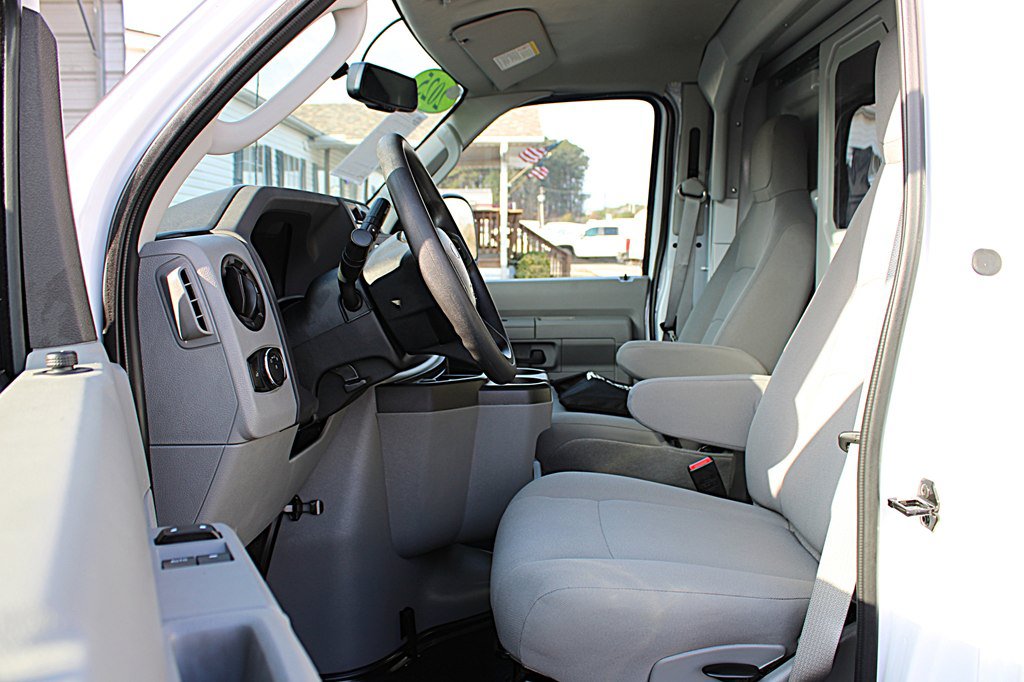 Used 2025 Ford E-350 and Econoline 350 Super Duty w/ Power Equipment Group RWD image 25