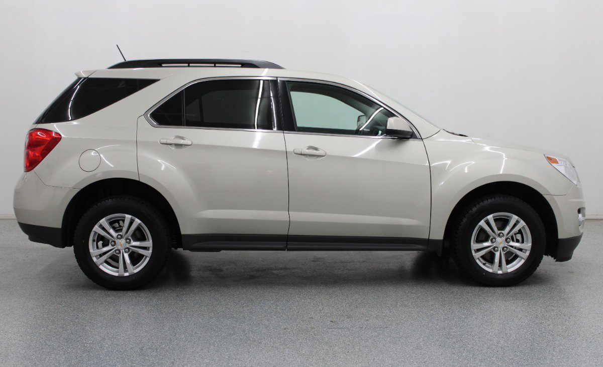Used 2014 Chevrolet Equinox LT w/ Power Convenience Package image 2