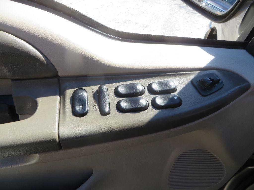 Used 2000 Ford Excursion XLT image 14