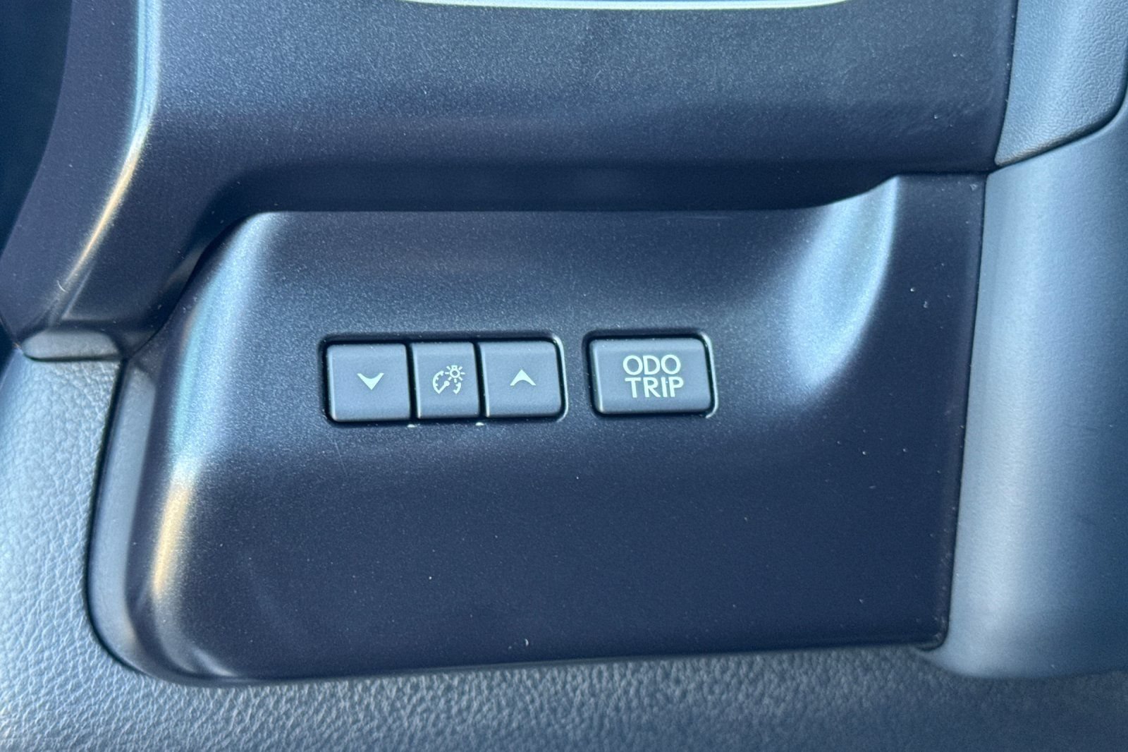 Used 2025 Lexus UX 300h FWD w/ Accessory Package (Z2) image 30