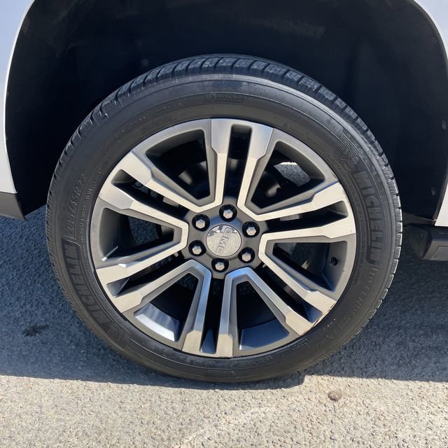 Used 2018 GMC Yukon Denali w/ Denali Ultimate Package image 9