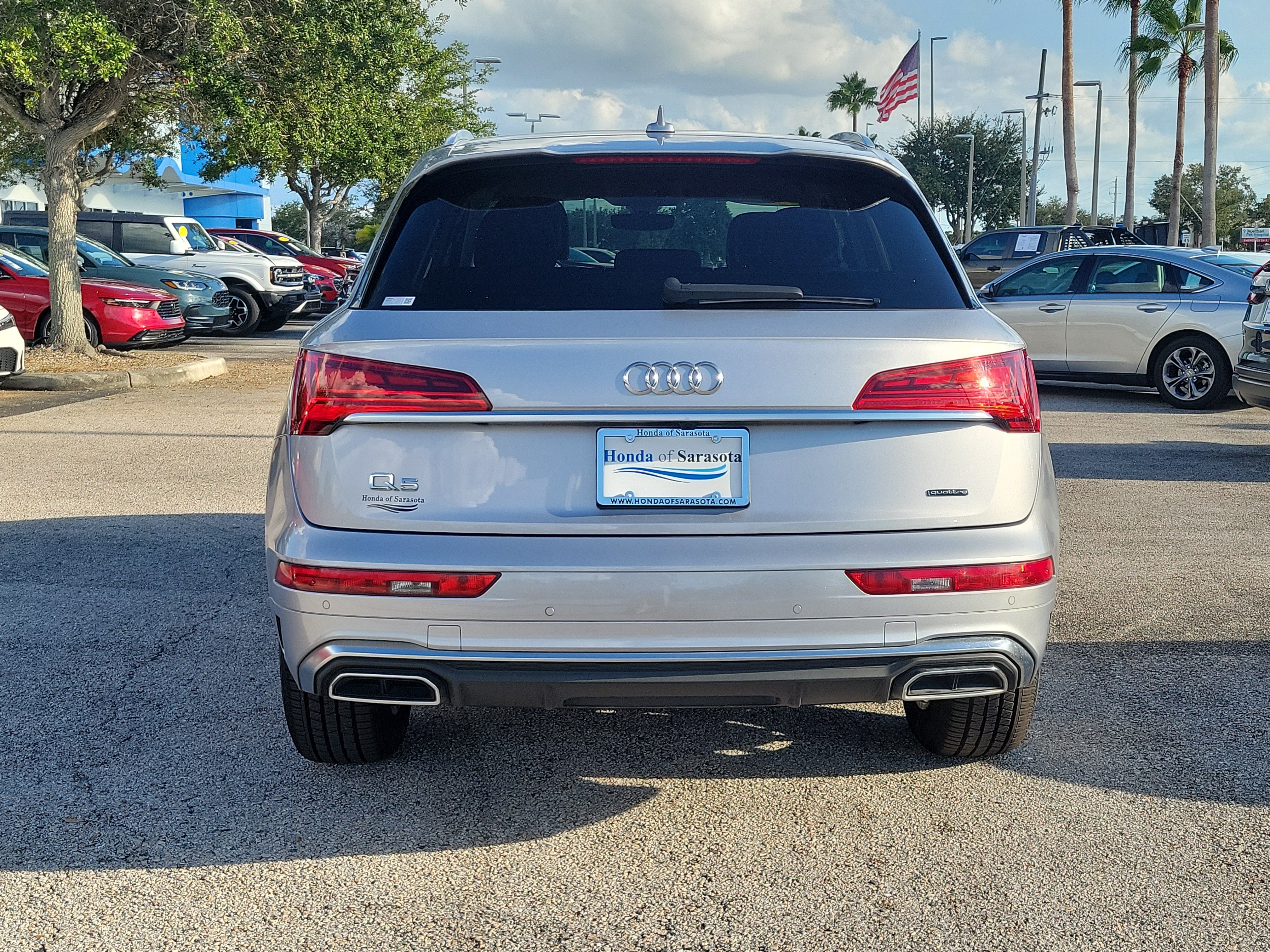 Used 2023 Audi Q5 2.0T Premium w/ Convenience Package AWD/4WD image 6