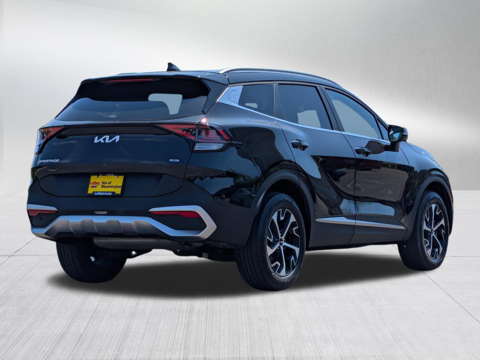 Certified 2023 Kia Sportage EX AWD/4WD image 3