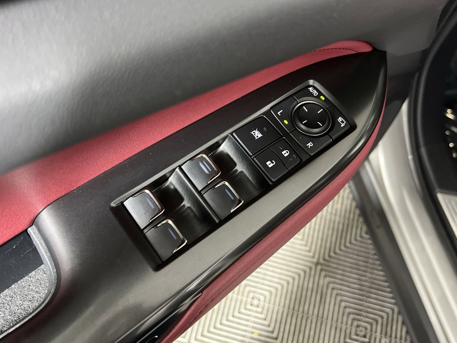 Used 2024 Lexus NX 350 AWD w/ Cold Area Package image 15