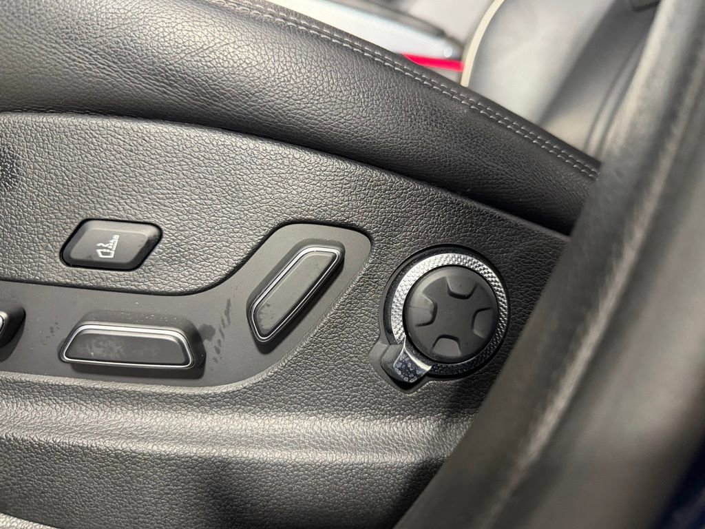 Used 2023 Genesis GV70 2.5T w/ Sport Prestige Package image 26