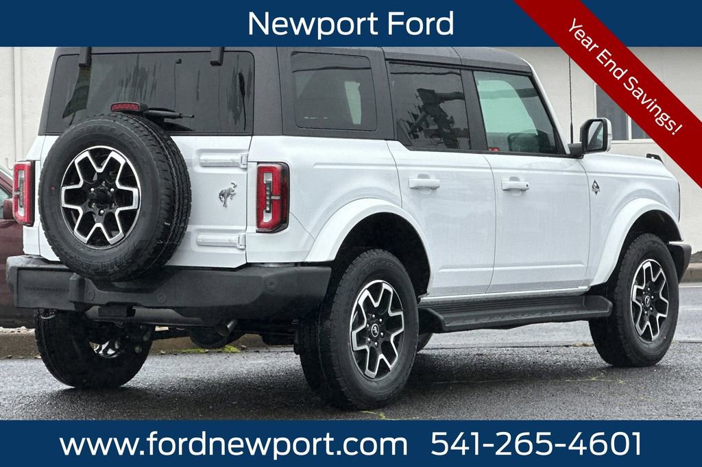 New 2025 Ford Bronco Outer Banks image 3