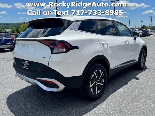 Used 2023 Kia Sportage LX AWD/4WD image 7