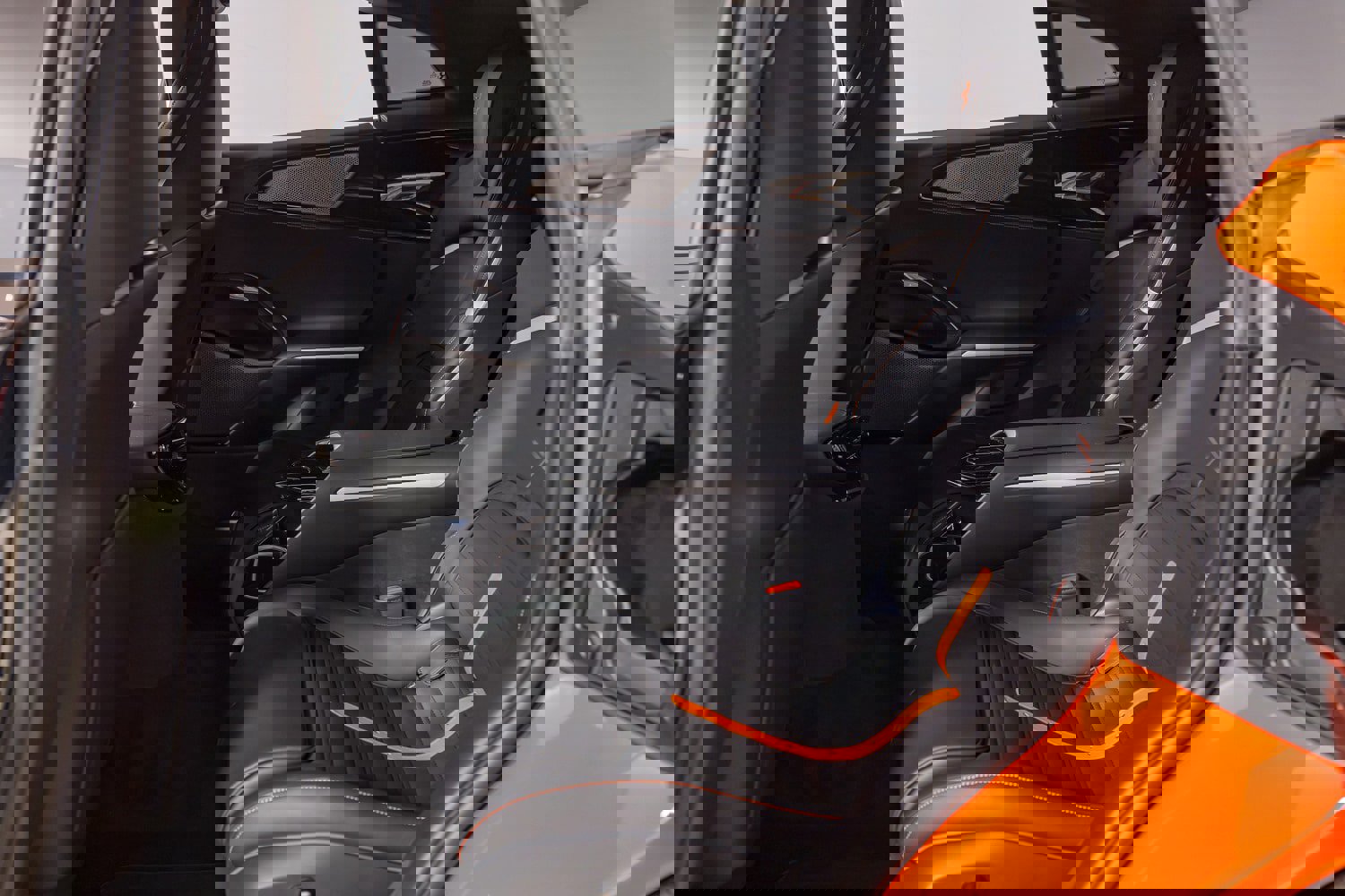 Used 2024 Ferrari Purosangue image 23