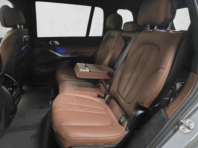 Used 2026 BMW X7 M60i image 16
