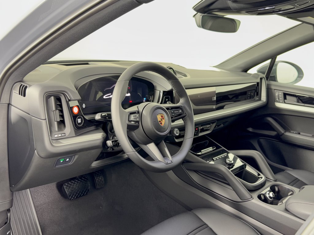 New 2026 Porsche Cayenne Coupe AWD/4WD image 4