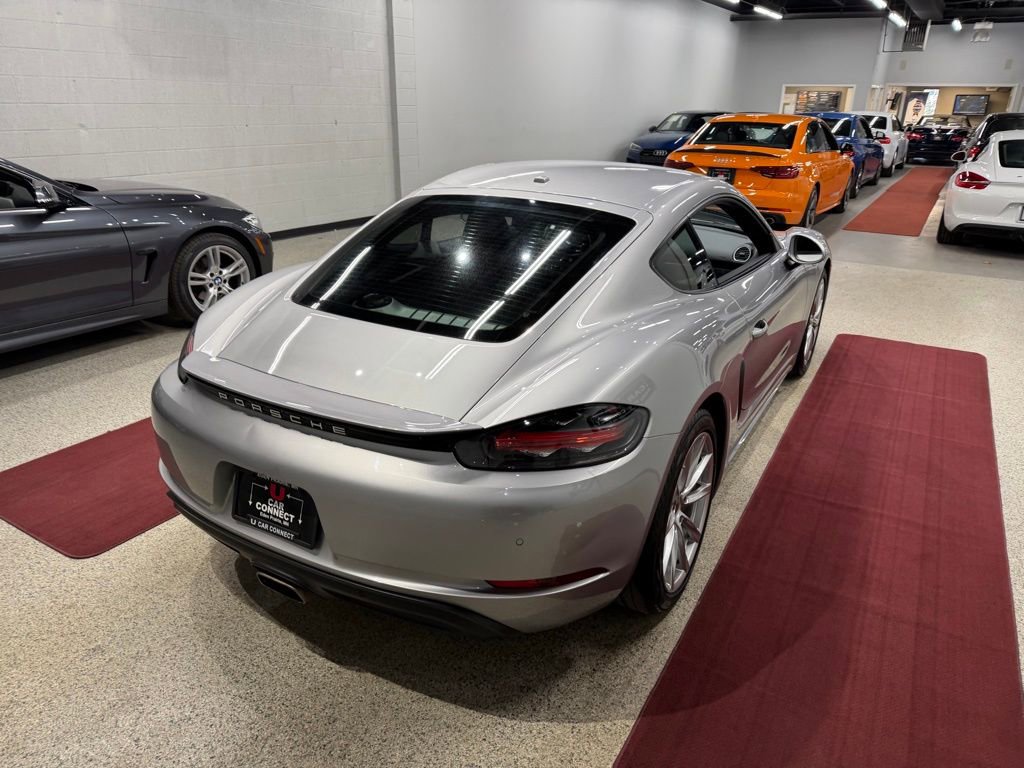Used 2019 Porsche 718 Cayman image 15