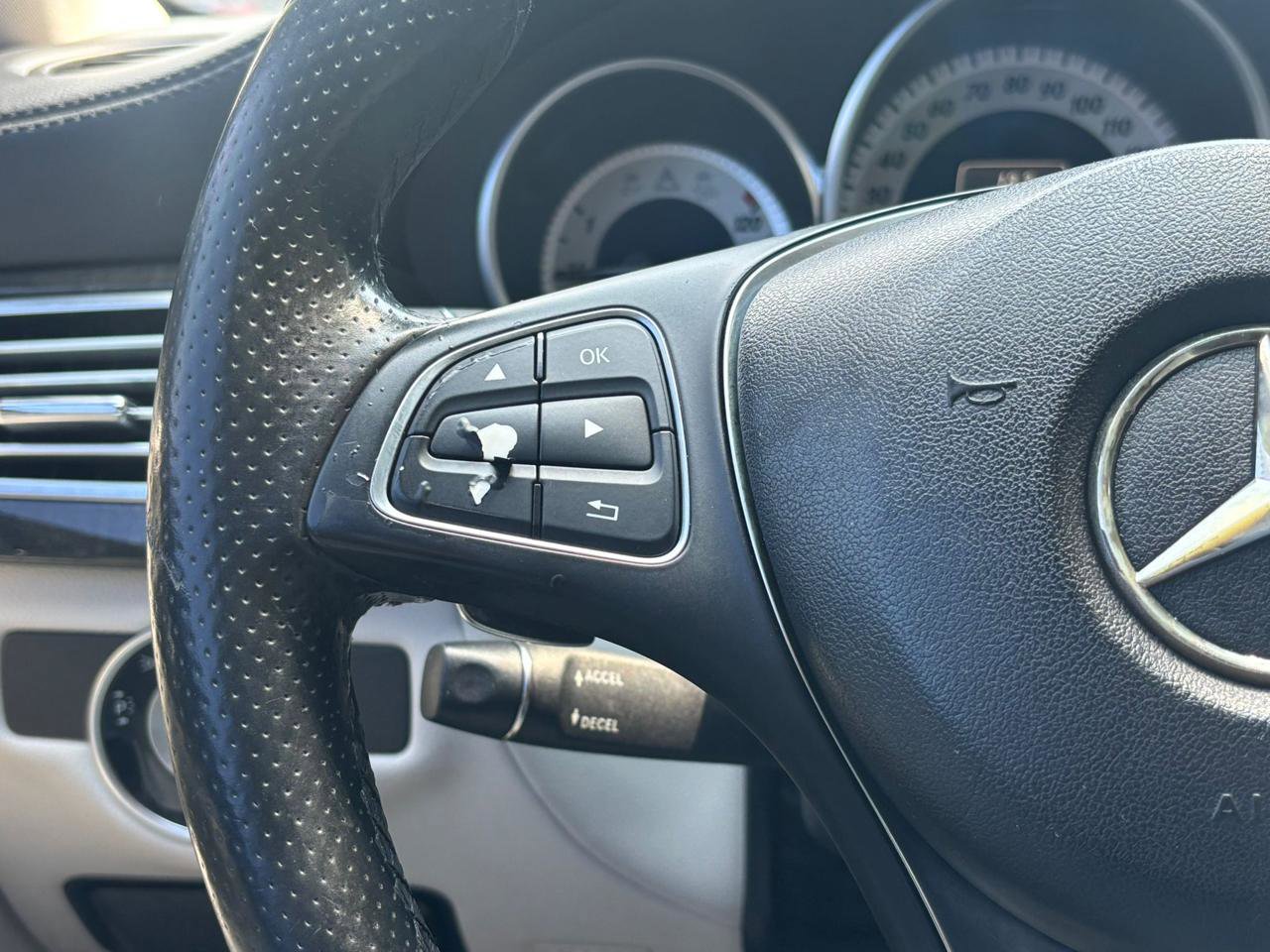 Used 2015 Mercedes-Benz CLS 400 4MATIC w/ Premium 2 Package image 27
