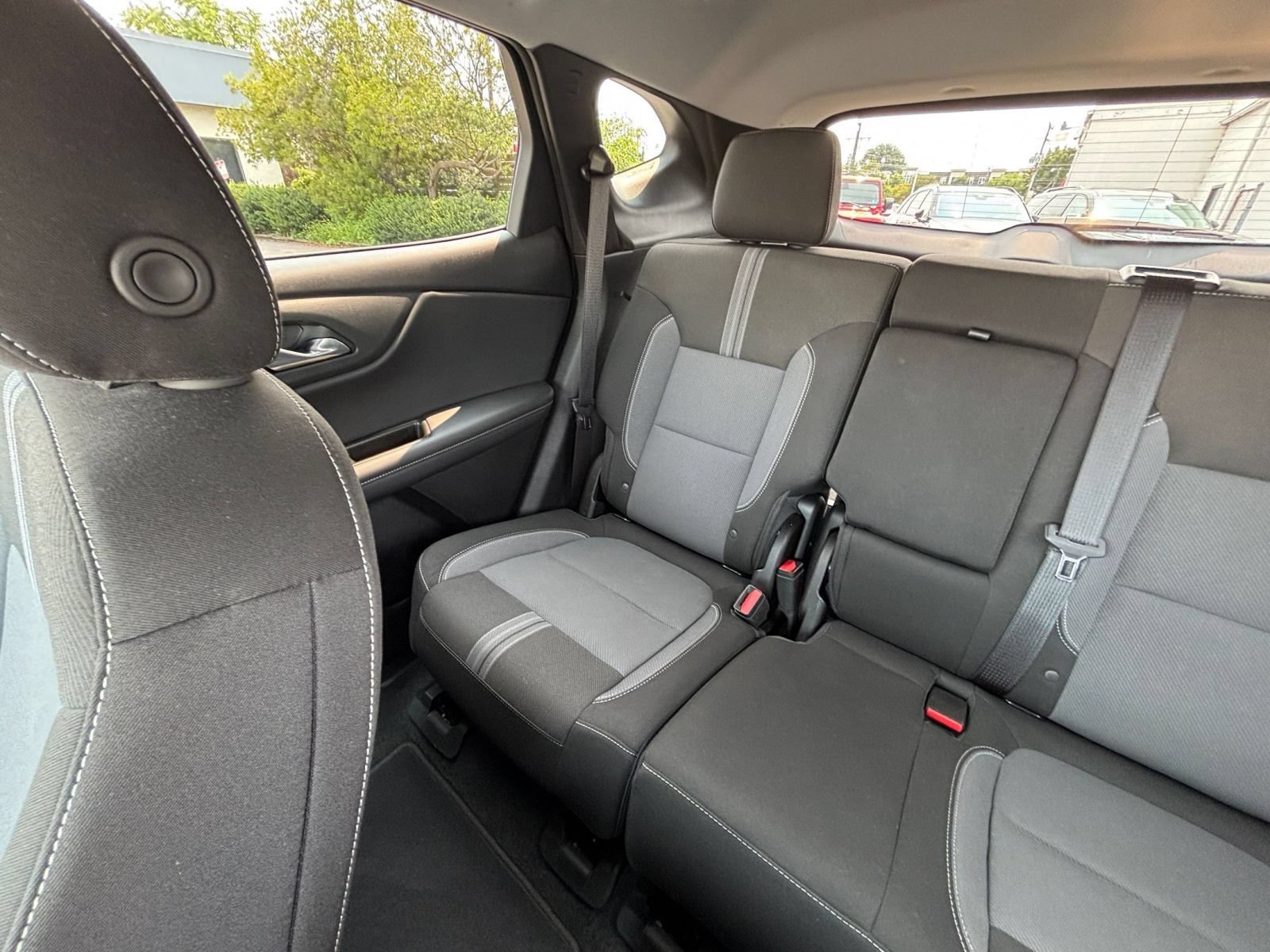 Used 2025 Chevrolet Blazer LT FWD image 40