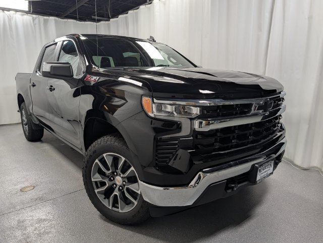 New 2026 Chevrolet Silverado 1500 LT AWD/4WD image 2
