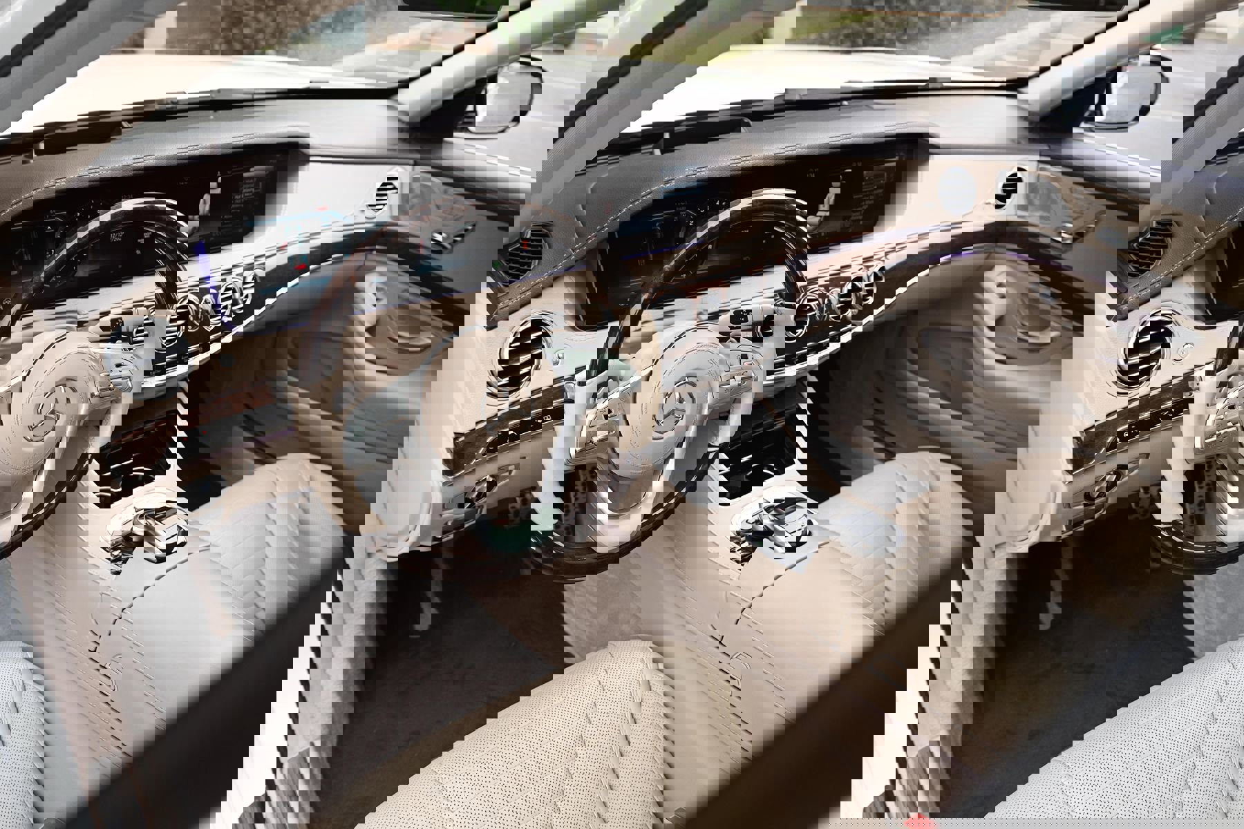 Used 2019 Mercedes-Benz S 560 Sedan image 12