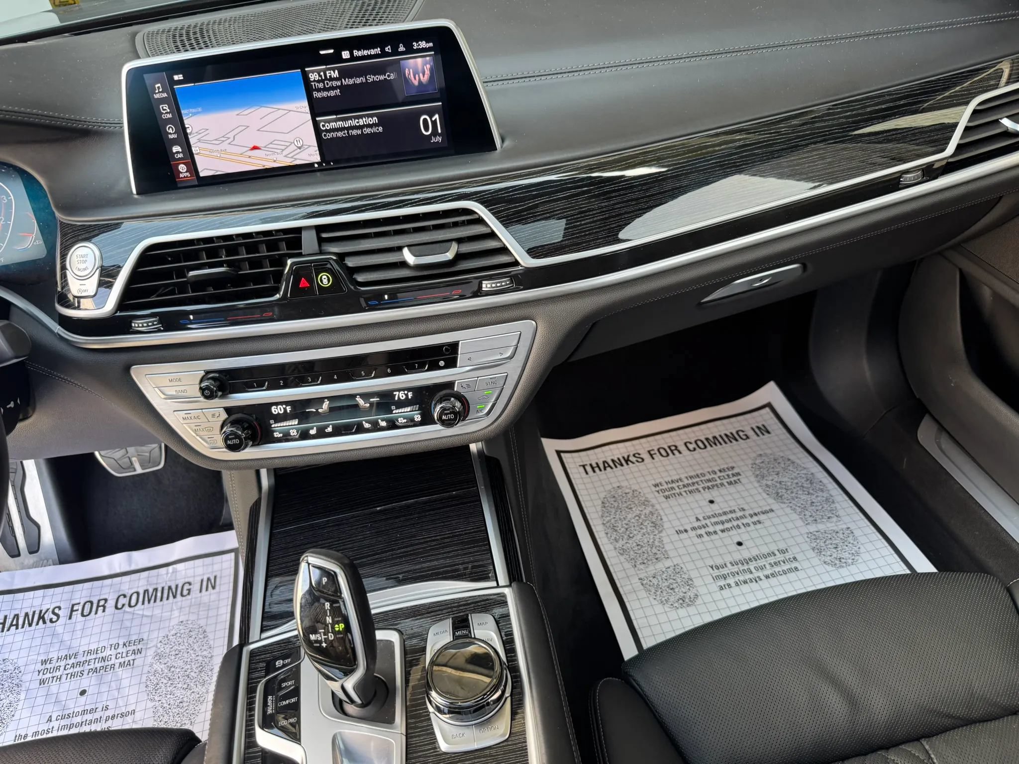 Used 2022 BMW 750i xDrive w/ Executive Package AWD/4WD image 26