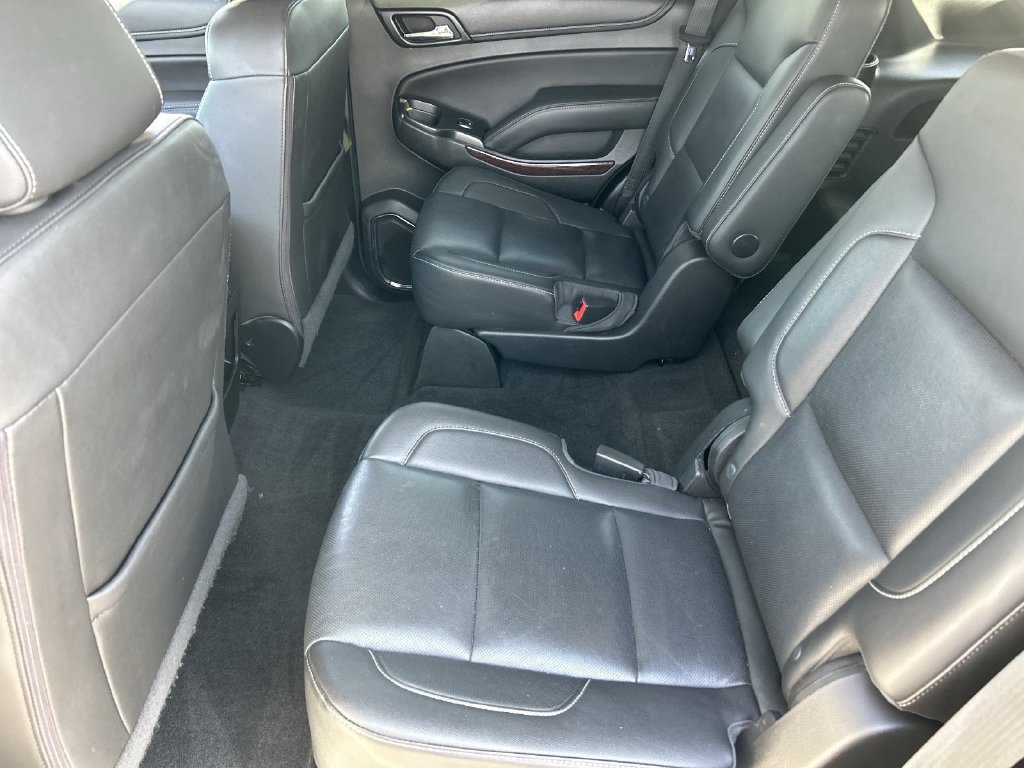 Used 2018 GMC Yukon SLT w/ Premium Edition AWD/4WD image 17