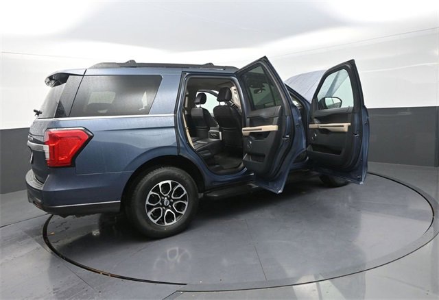 Used 2022 Ford Expedition XLT image 41