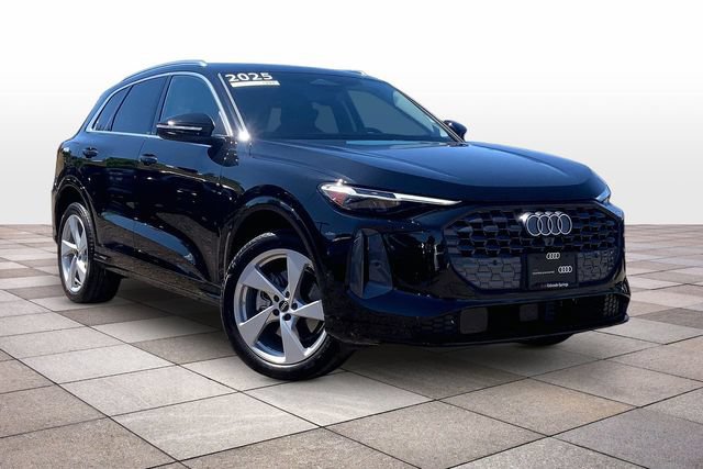 Certified 2025 Audi Q5 Premium Plus w/ Premium Plus AWD/4WD image 2