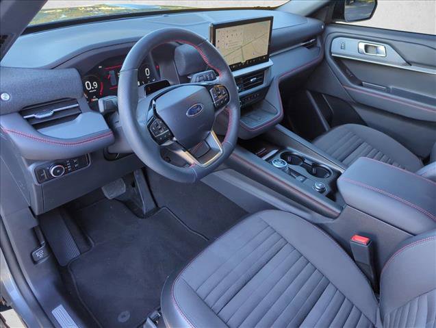 Certified 2025 Ford Explorer ST-Line w/ Premium Package image 9