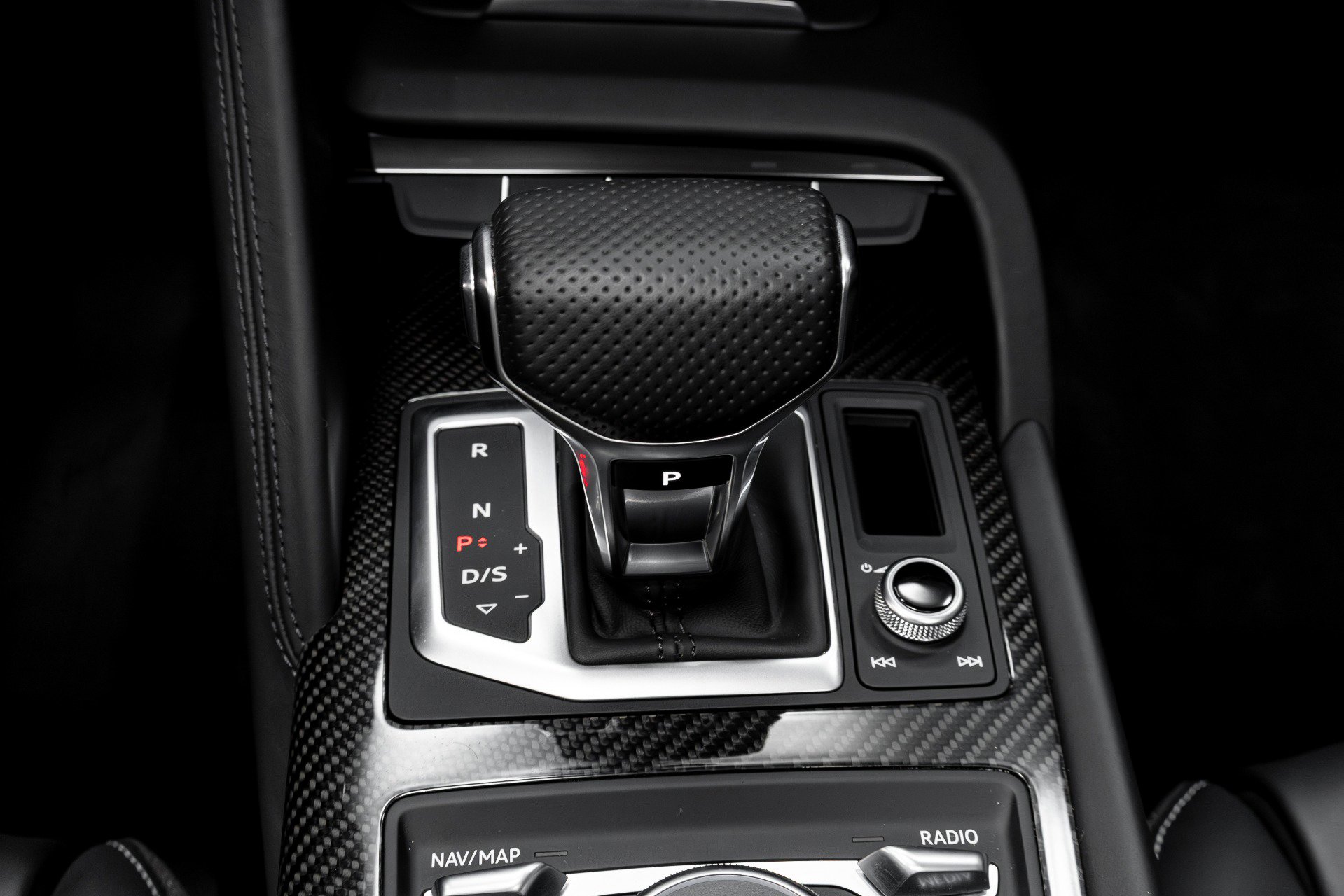 Used 2022 Audi R8 V10 performance image 24