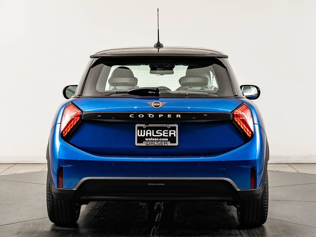 New 2026 MINI Cooper 2-Door Hardtop FWD image 7