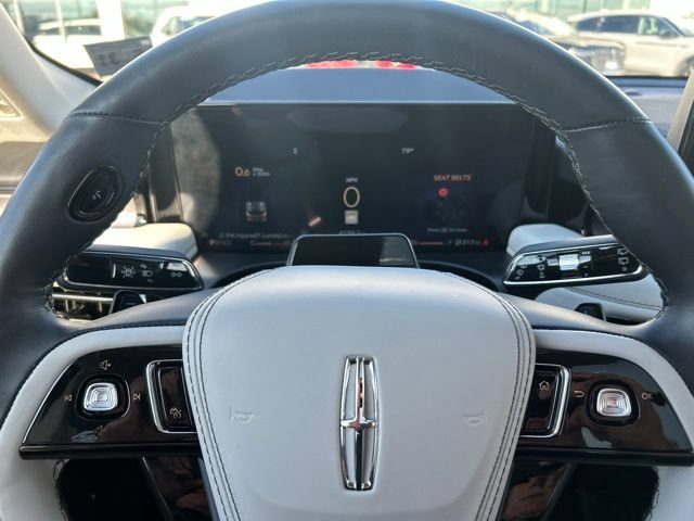 New 2026 Lincoln Aviator AWD image 14