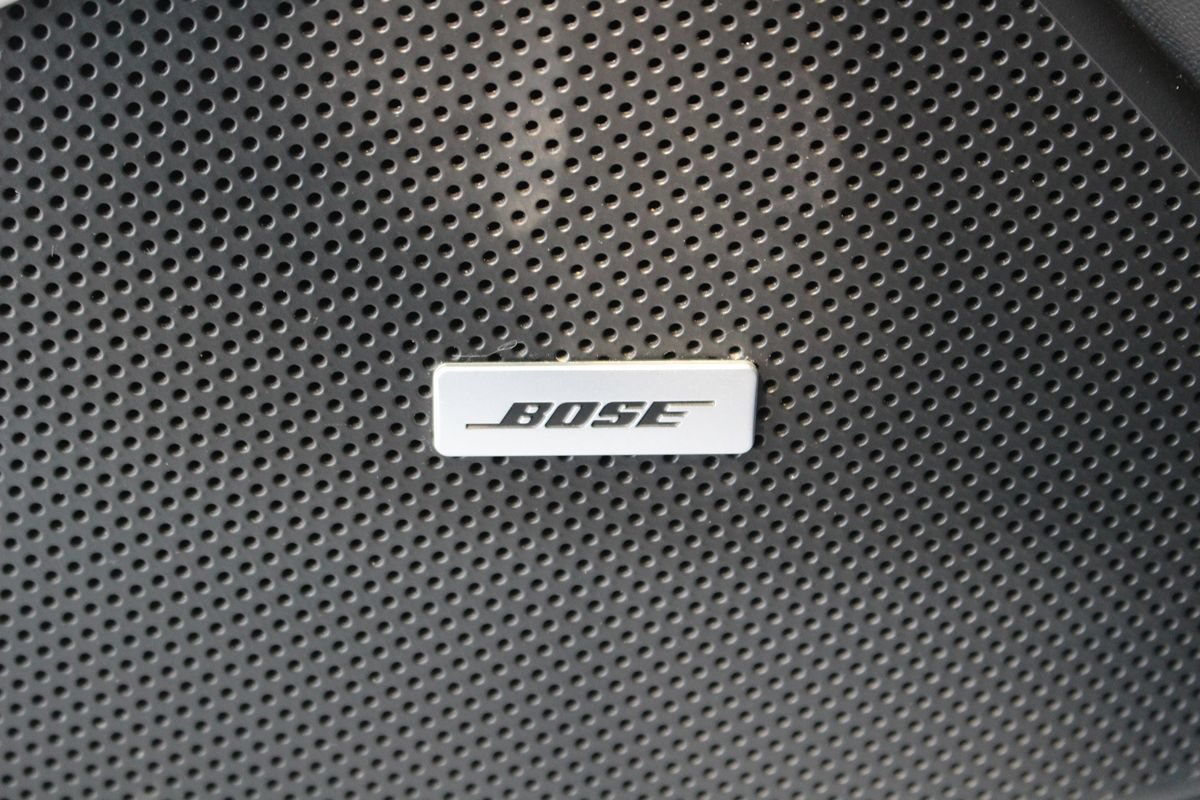 Used 2017 Chevrolet Camaro LT RWD image 10