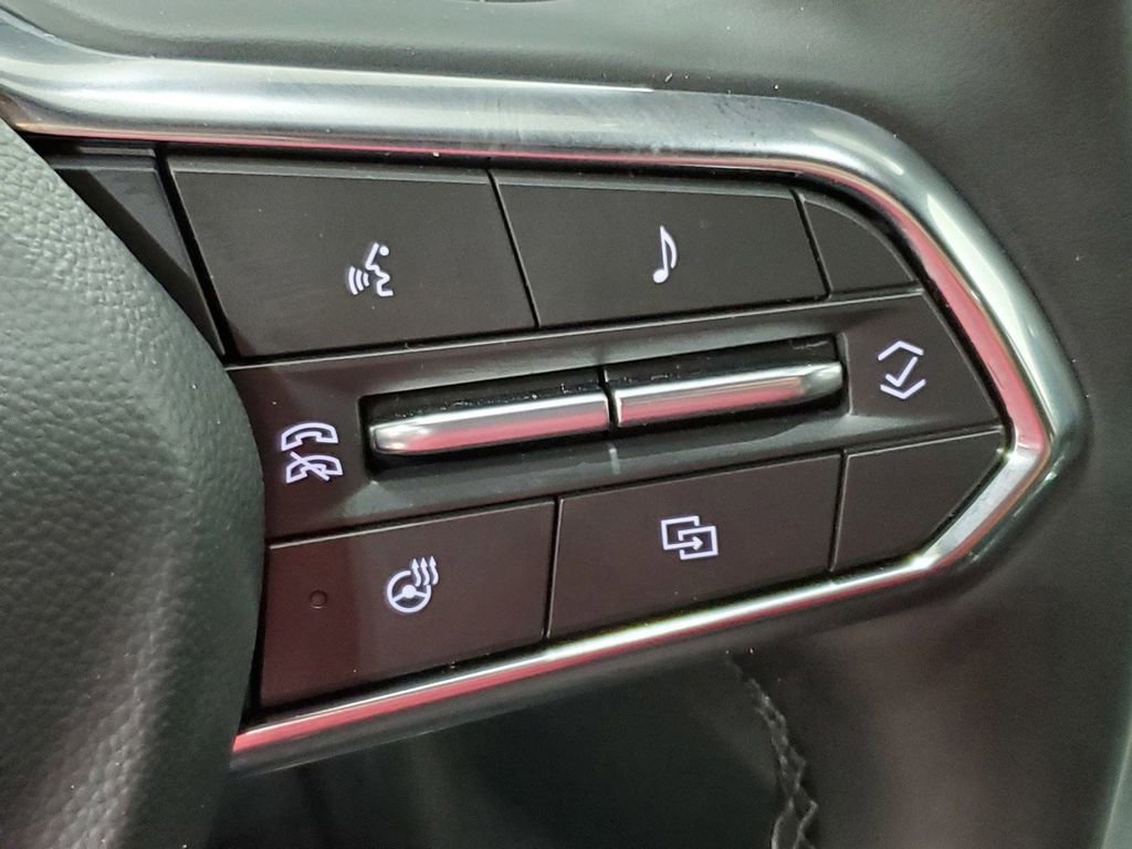 Used 2026 Chevrolet Equinox LT AWD/4WD image 30