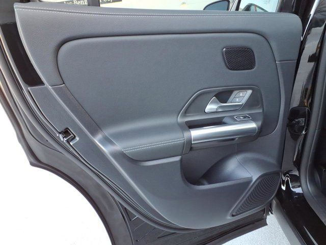 Used 2026 Mercedes-Benz GLA 250 image 17