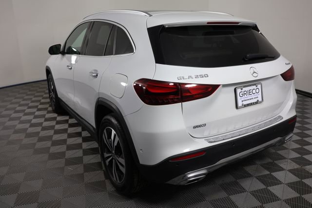 Used 2024 Mercedes-Benz GLA 250 4MATIC w/ Winter Heating Package image 6