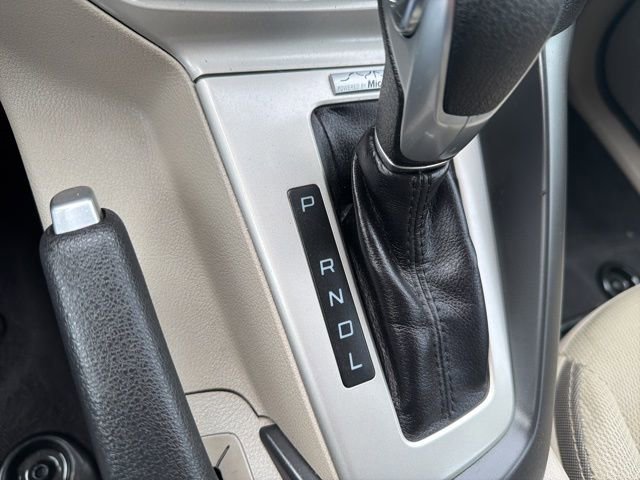 Used 2014 Ford Focus SE w/ SE Winter Package FWD image 23