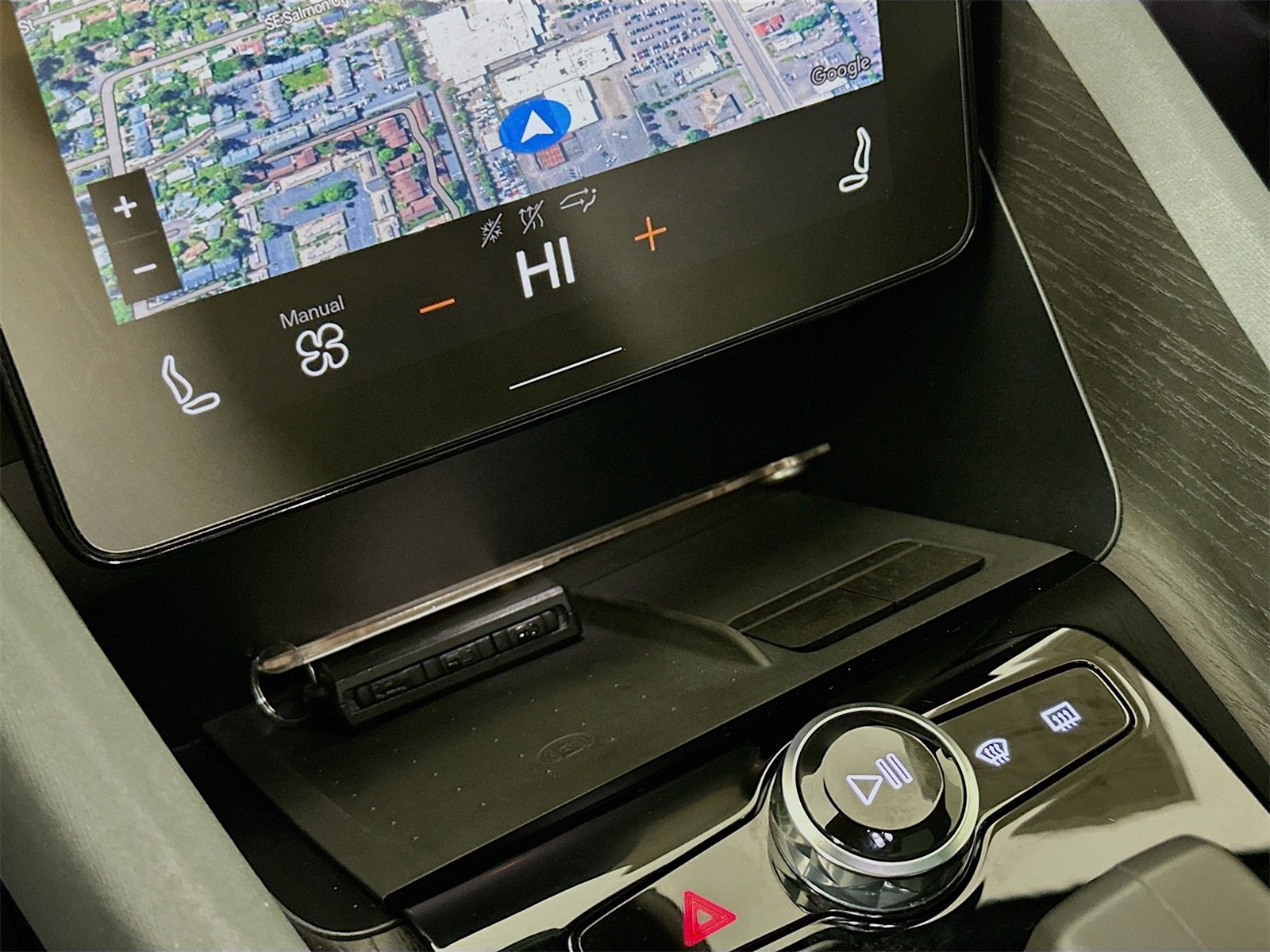 Used 2023 Polestar Polestar 2 w/ Pilot Pack image 16